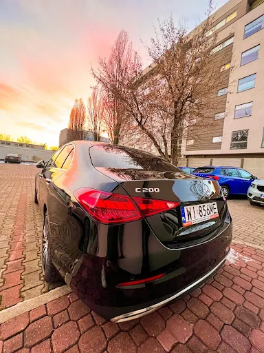 Comfortcar wypożyczalnia samochodów Poznań bez kaucji.